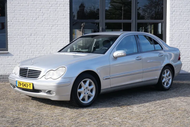 Mercedes-Benz C-Klasse (2001)