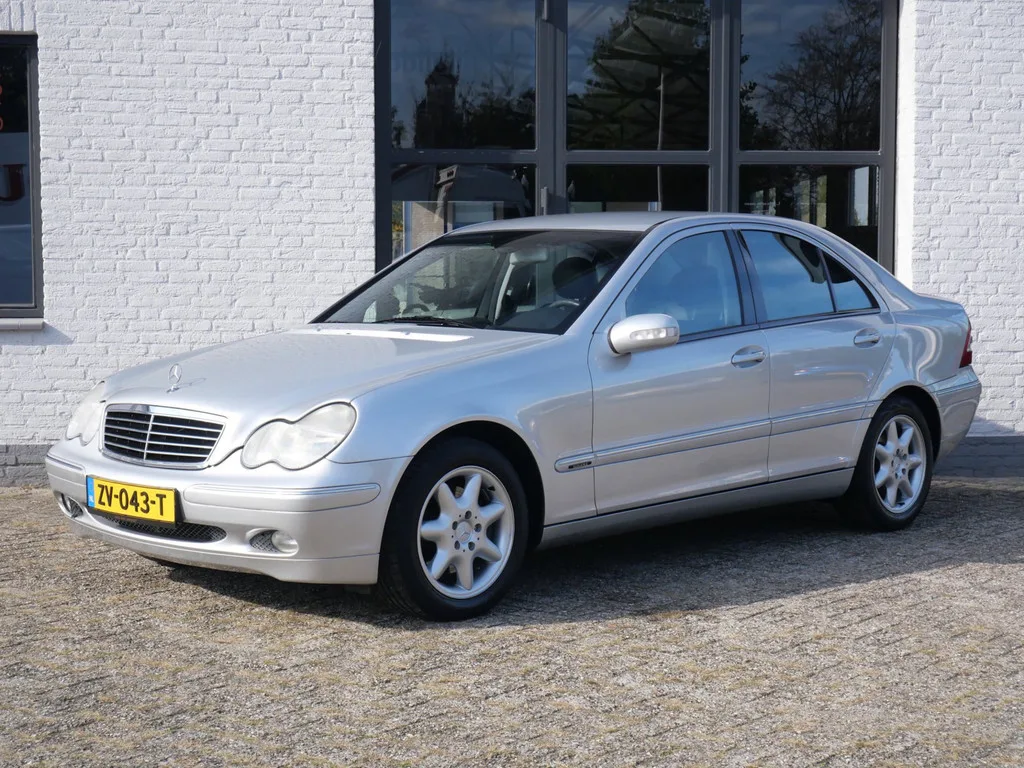 Mercedes-Benz C-Klasse (2001) — foto 1