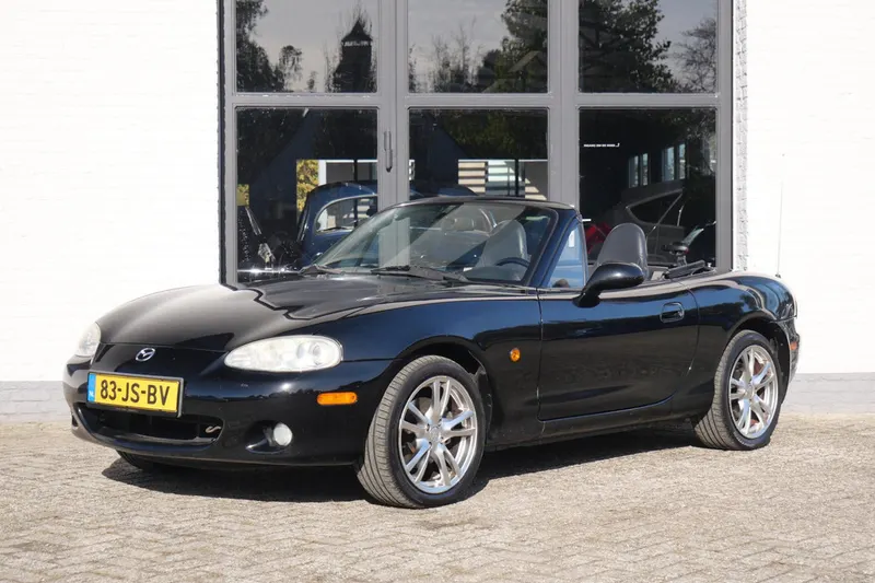 Mazda MX-5 (2002)