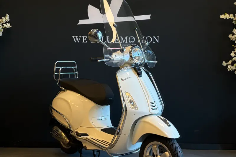 Vespa Primavera (2017)