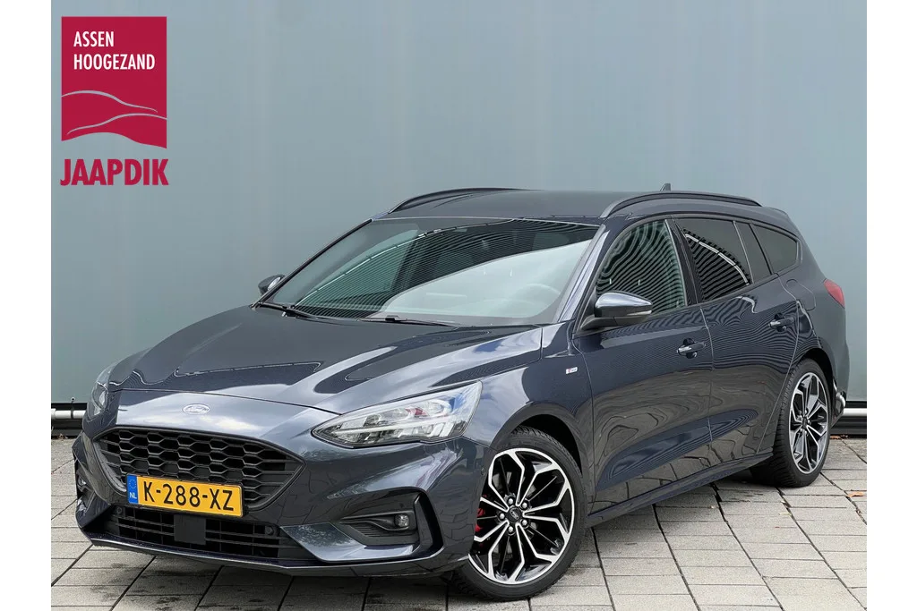Ford Focus (2021) — foto 1