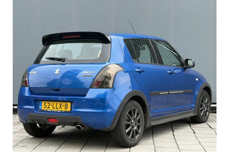 Suzuki Swift (2010)