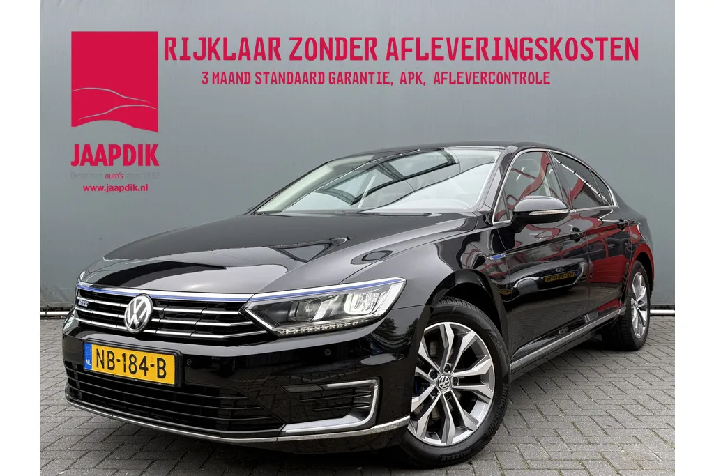 Volkswagen Passat (2016) — foto 1