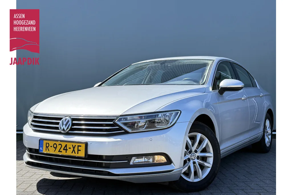 Volkswagen Passat (2017) — foto 1
