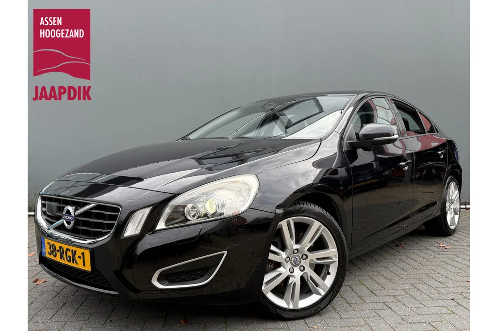 Volvo S60 (2011) — foto 1