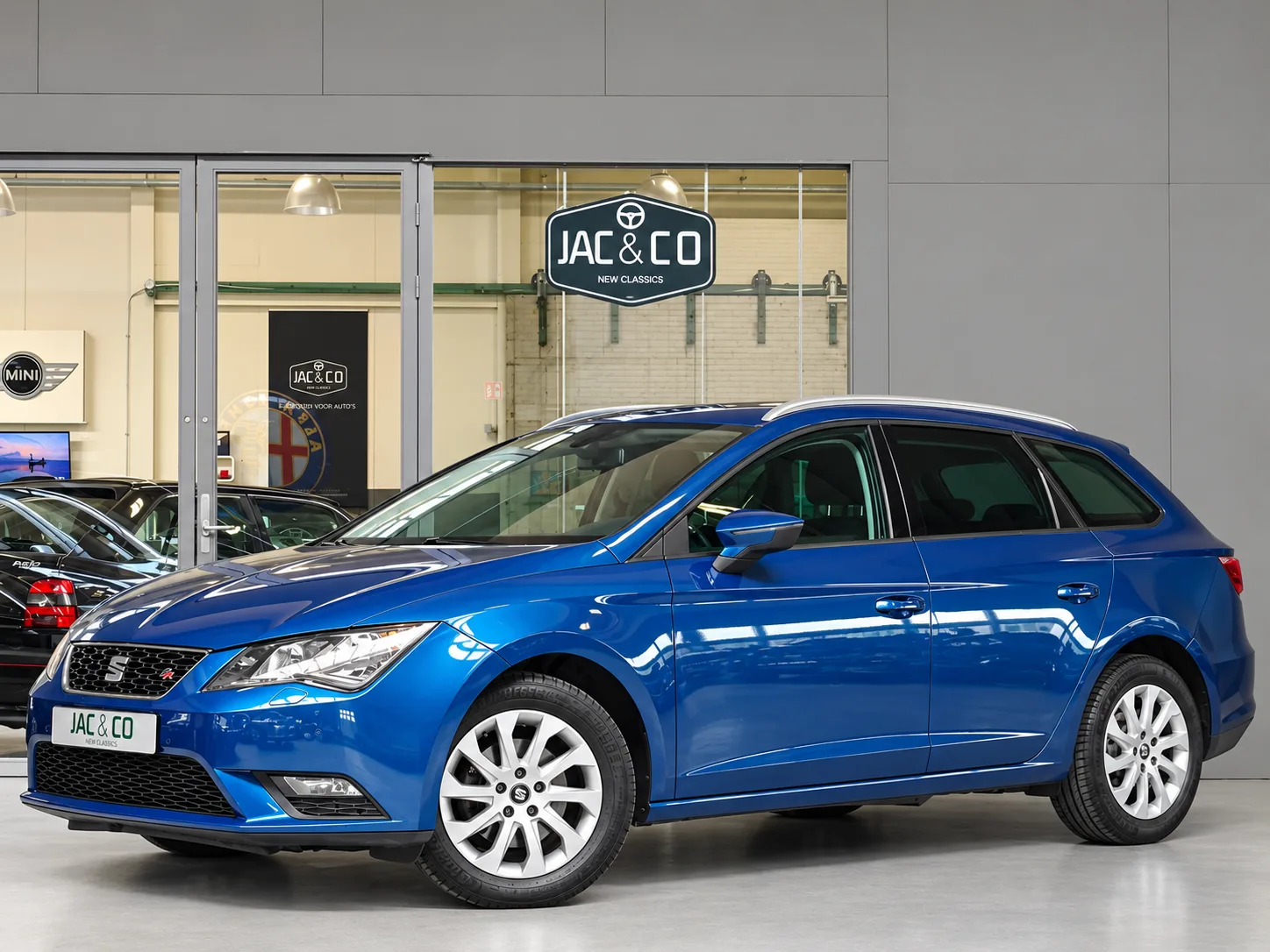 SEAT Leon (2015) — foto 1