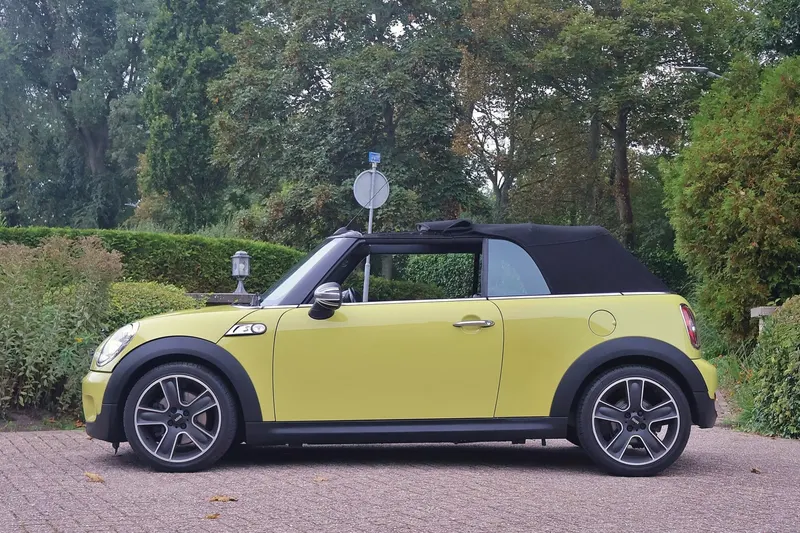 MINI Cabrio (2008)