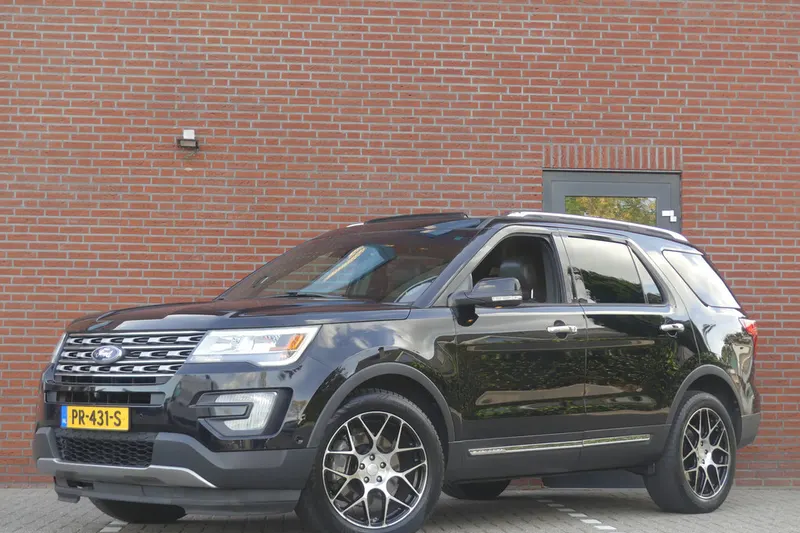 Ford Explorer (2016)
