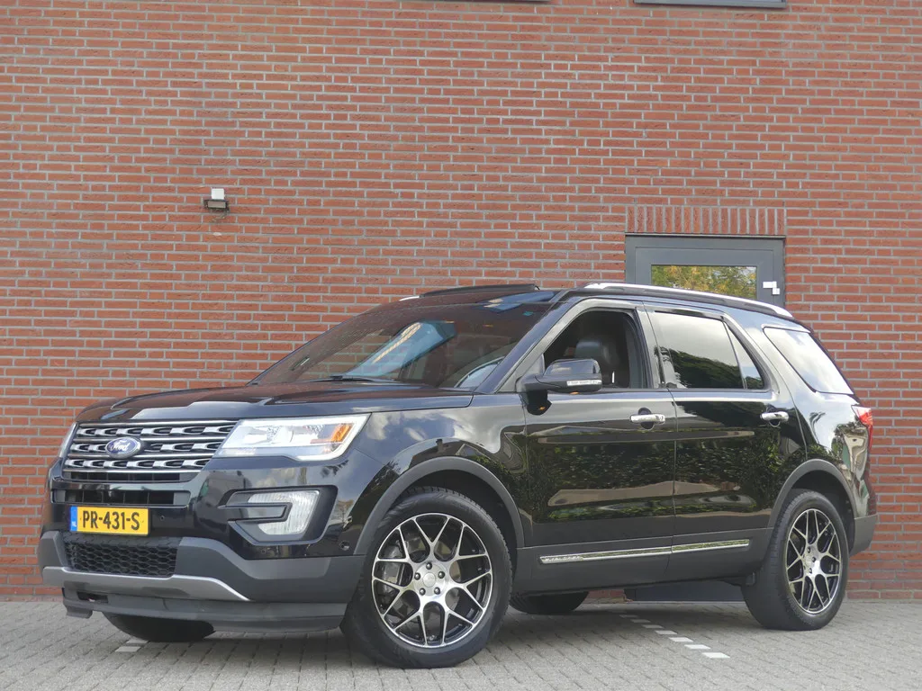 Ford Explorer (2016) — foto 1