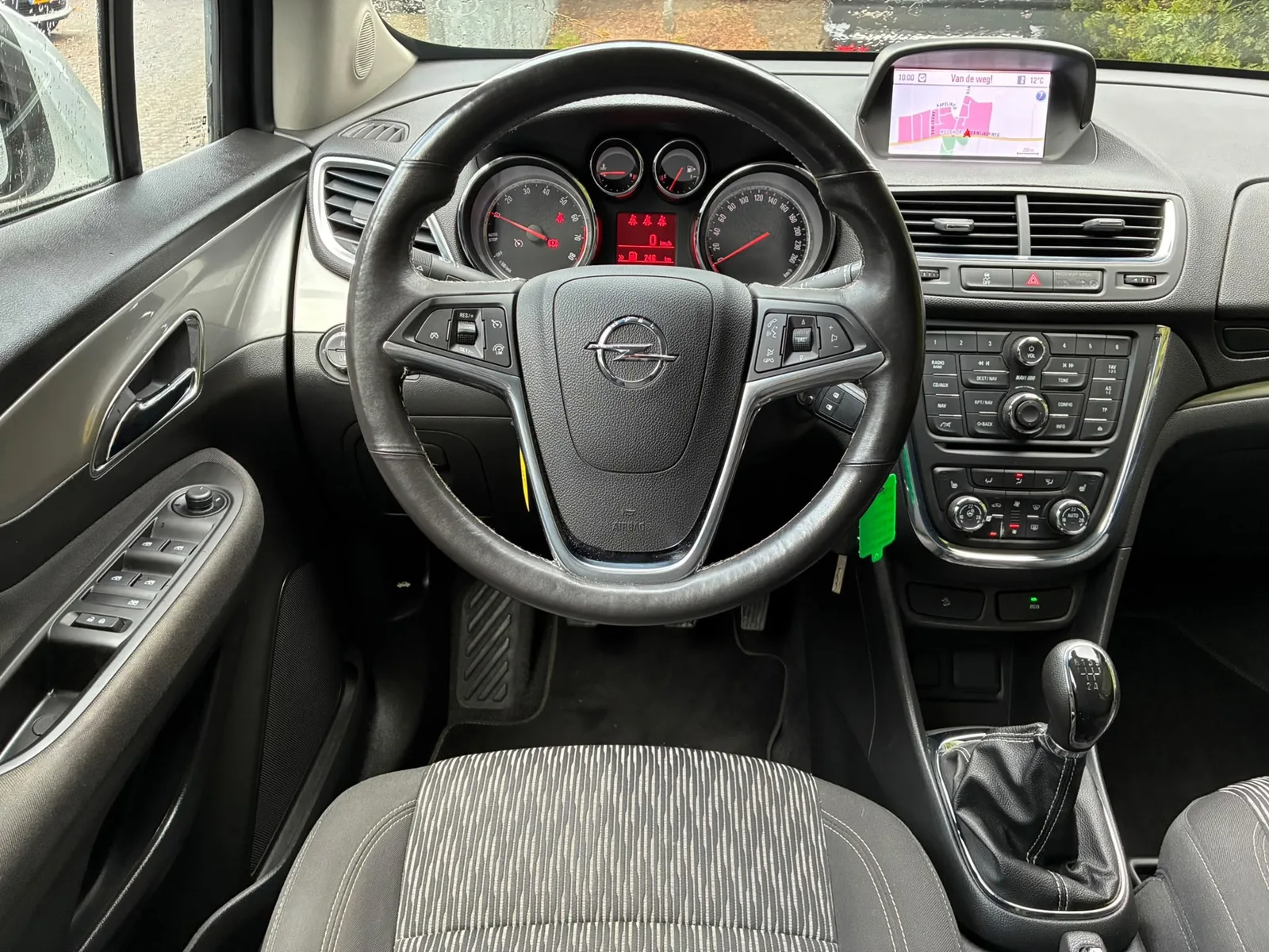 Opel Mokka (2013) — foto 1