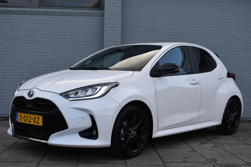 Toyota Yaris (2023)