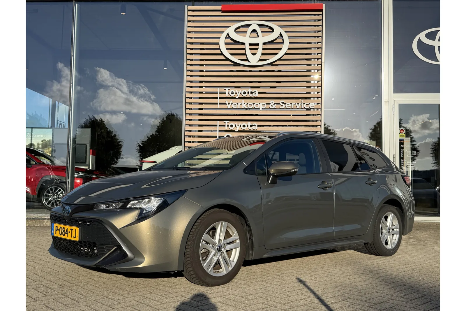 Toyota Corolla (2022) — foto 1
