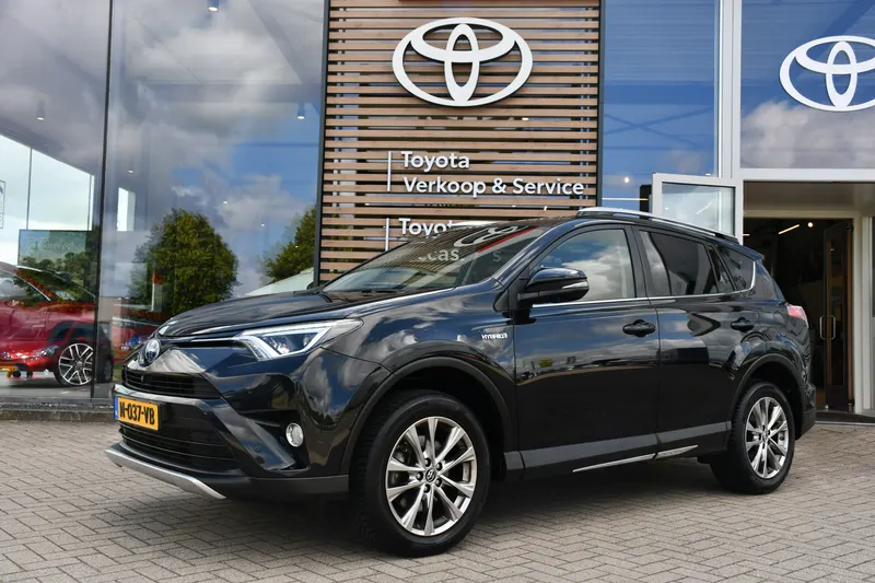 Toyota RAV4 (2016)