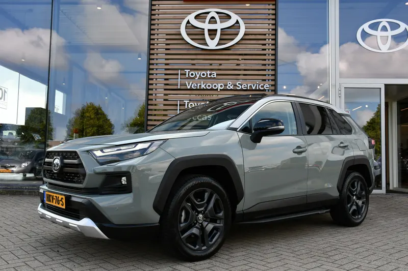 Toyota RAV4 (2022)