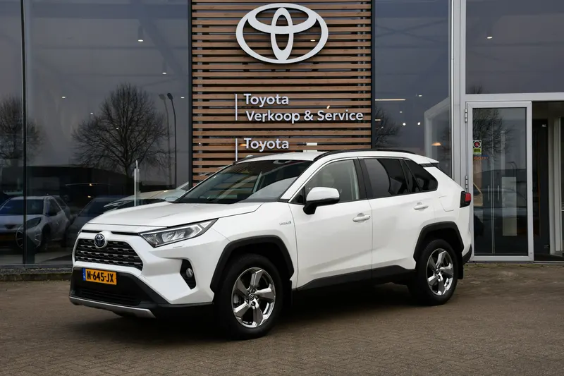 Toyota RAV4 (2021)