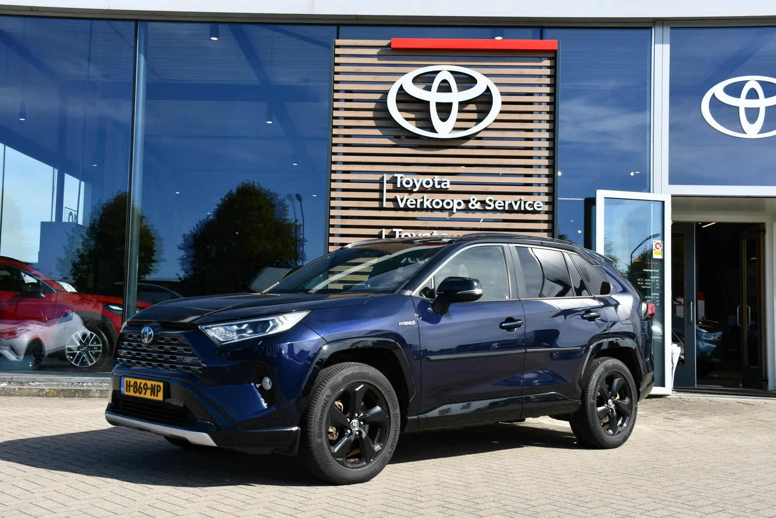 Toyota RAV4 (2019) — foto 1