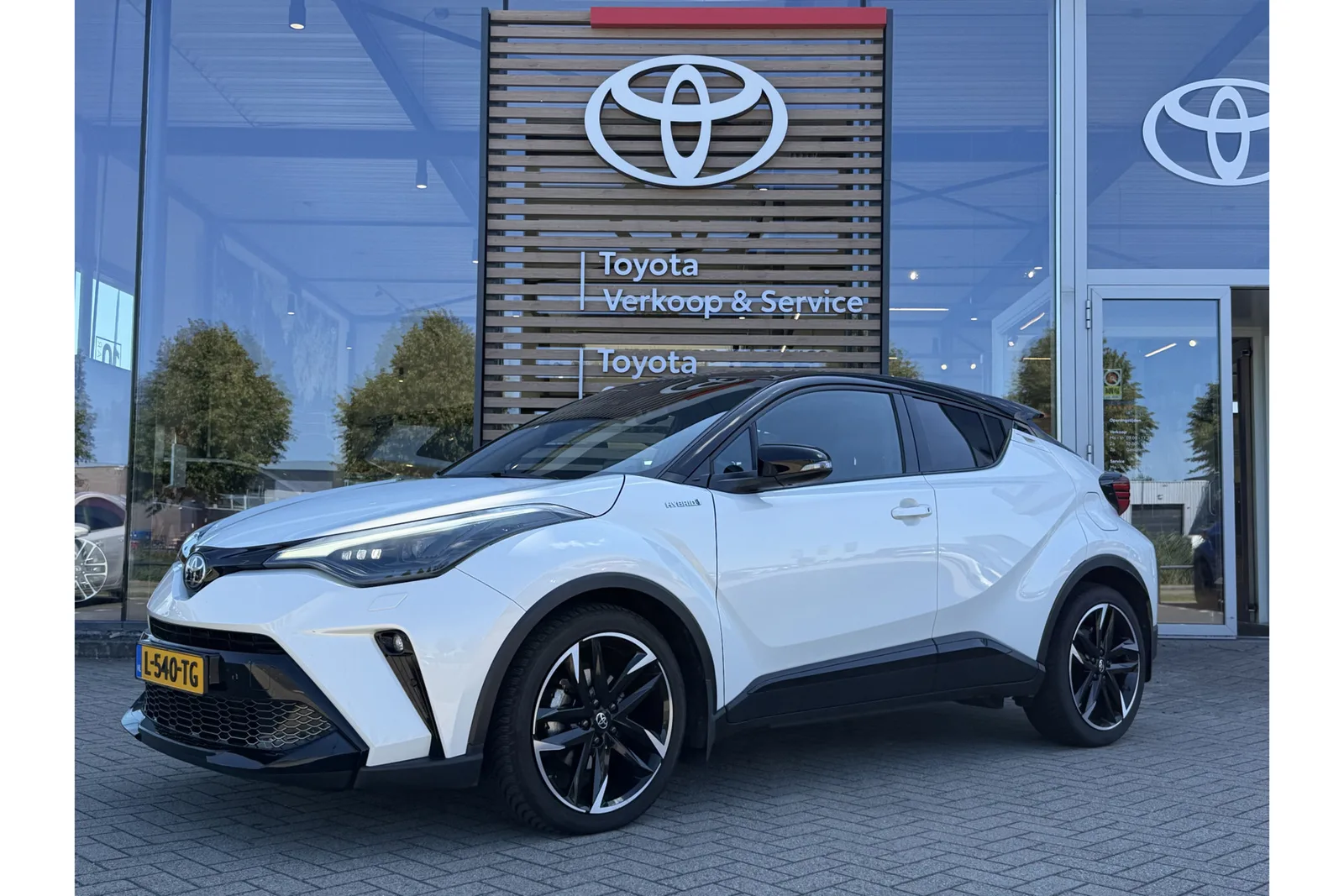 Toyota C-HR (2021) — foto 1