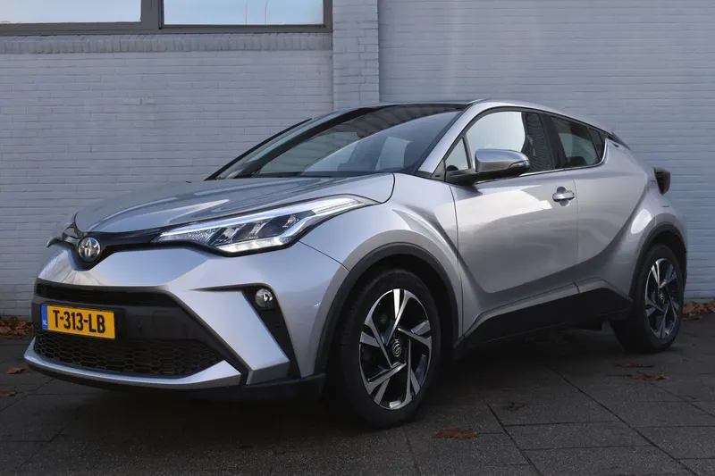 Toyota C-HR (2023)