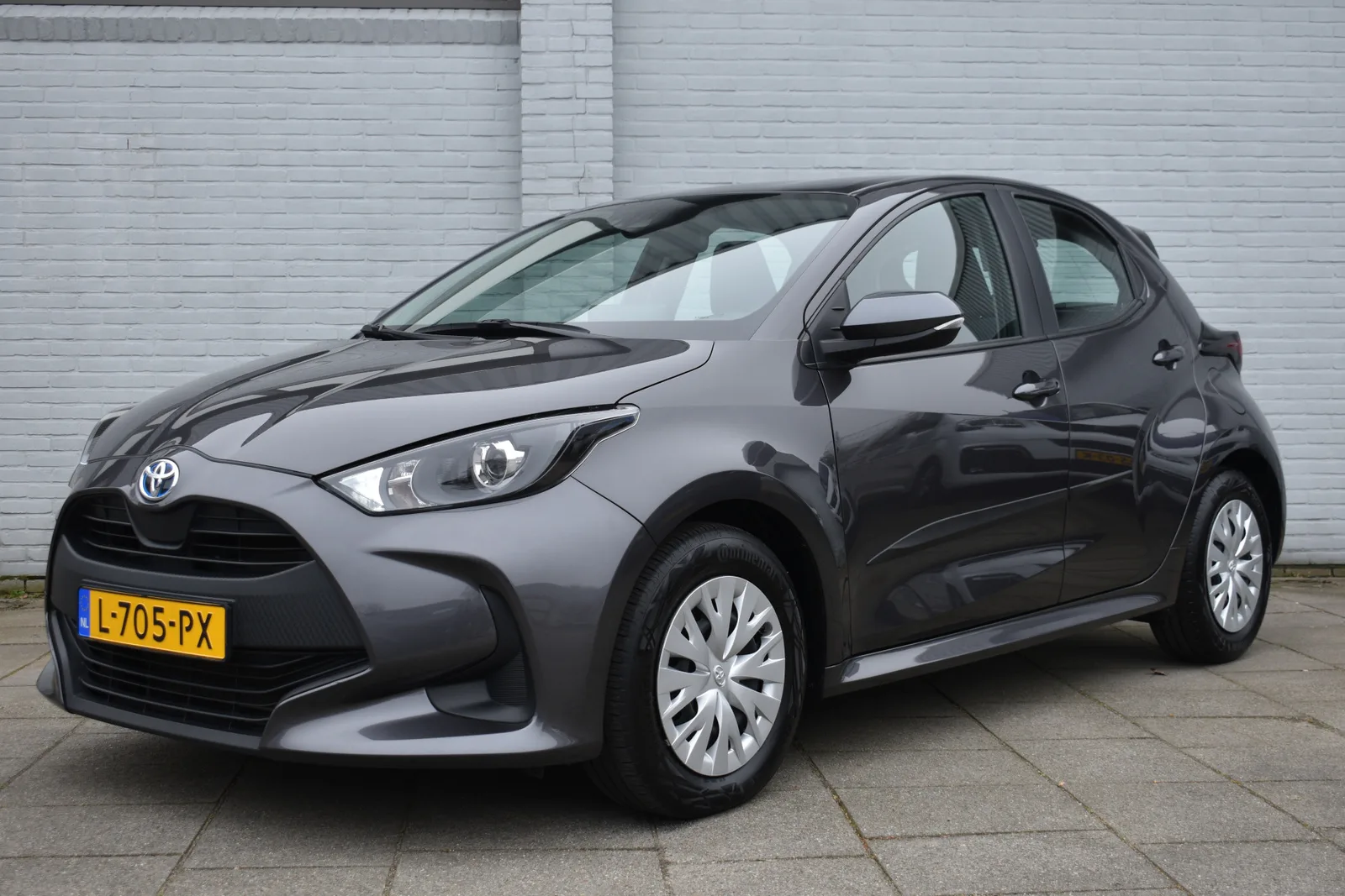 Toyota Yaris (2021) — foto 1