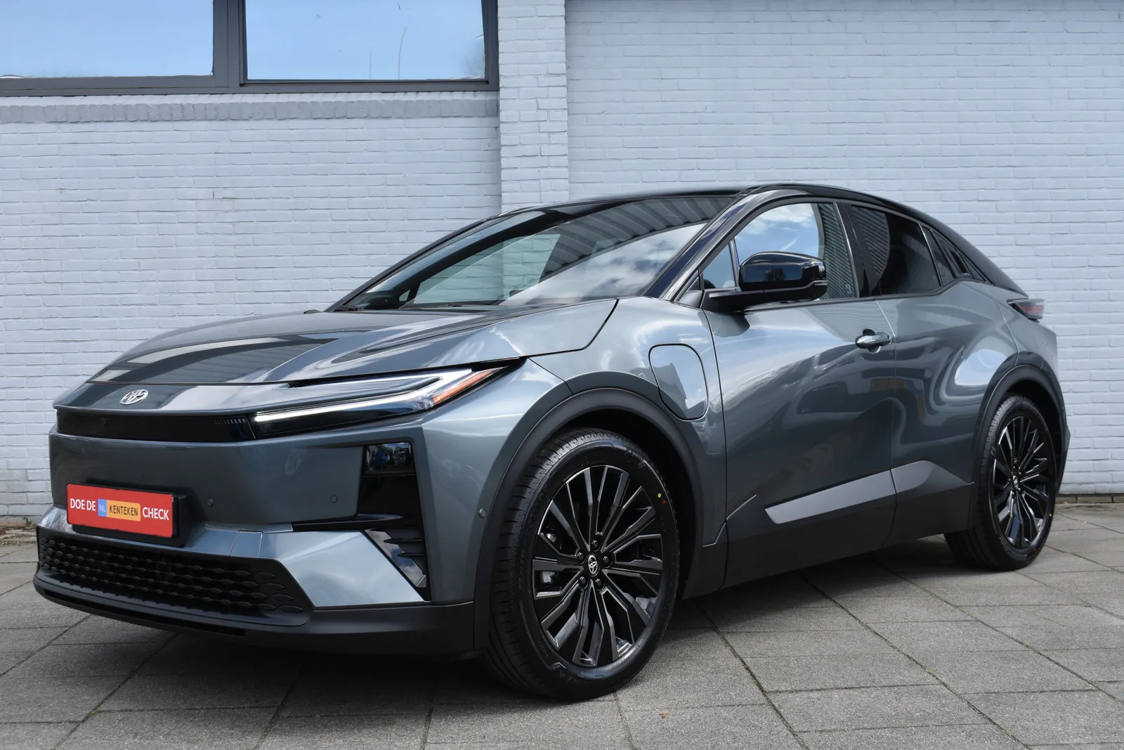 Toyota C-HR+ (2026) — foto 1