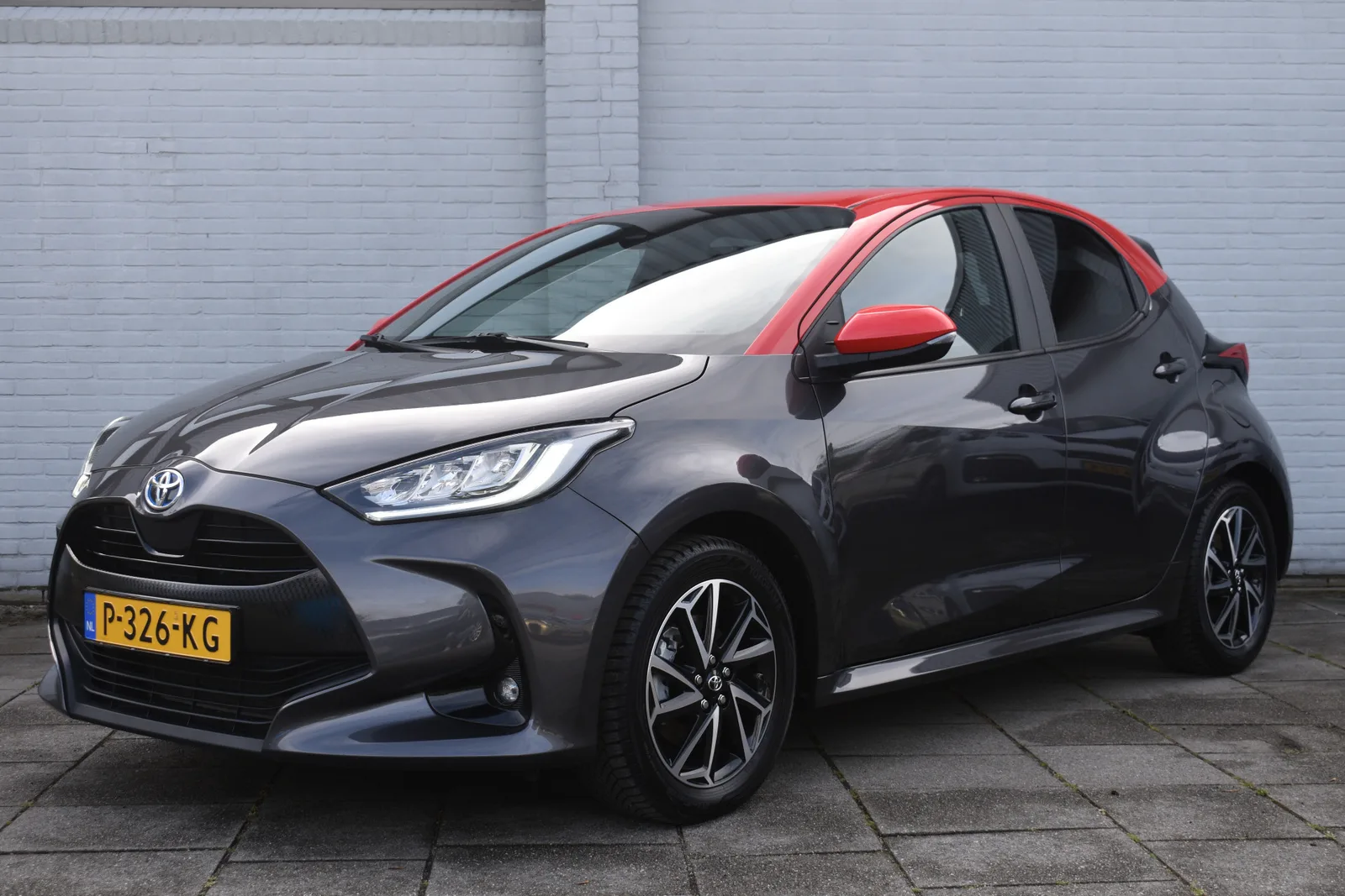 Toyota Yaris (2022) — foto 1