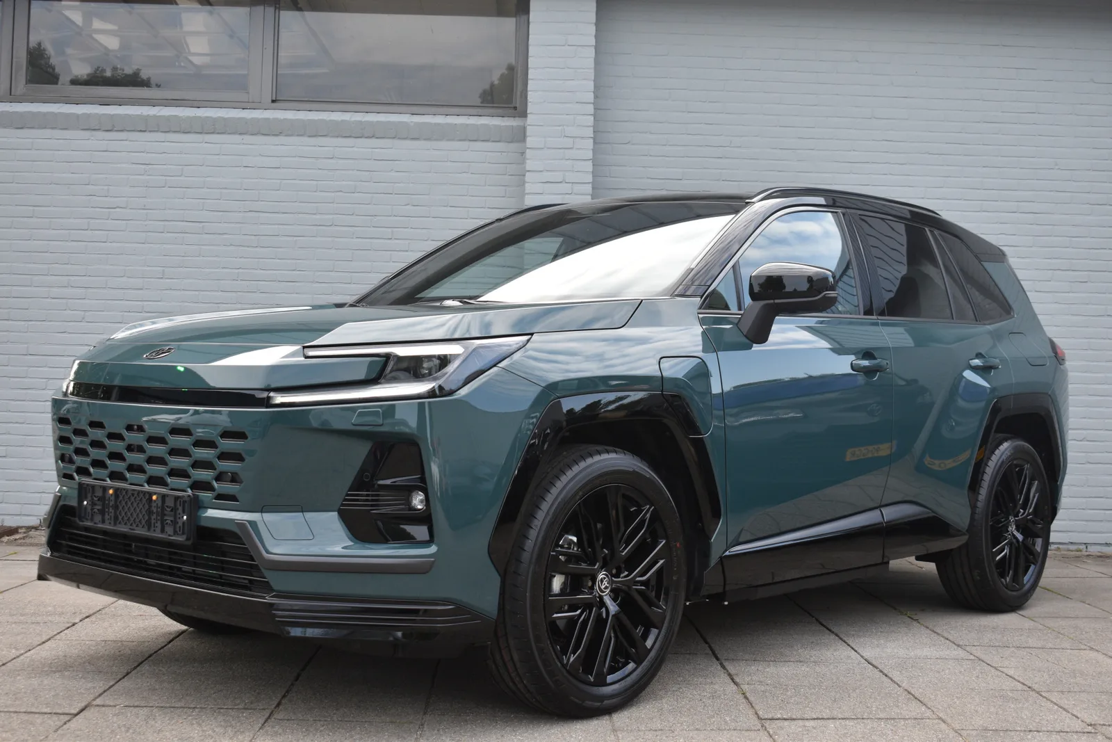 Toyota RAV4 (2025) — foto 1