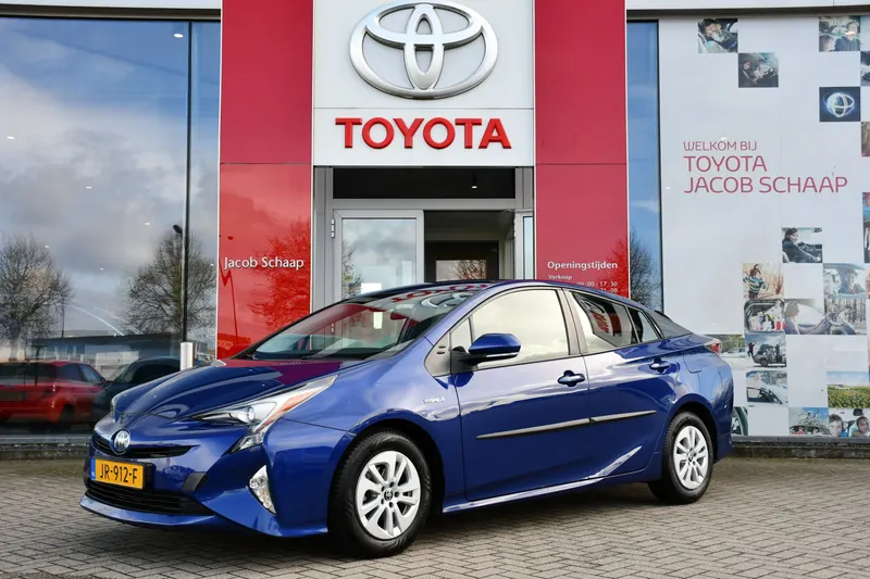 Toyota Prius (2016)