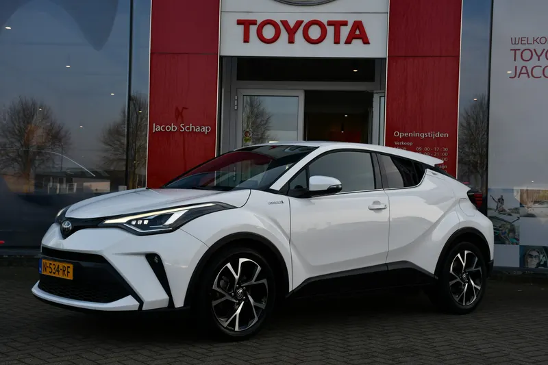 Toyota C-HR (2022)
