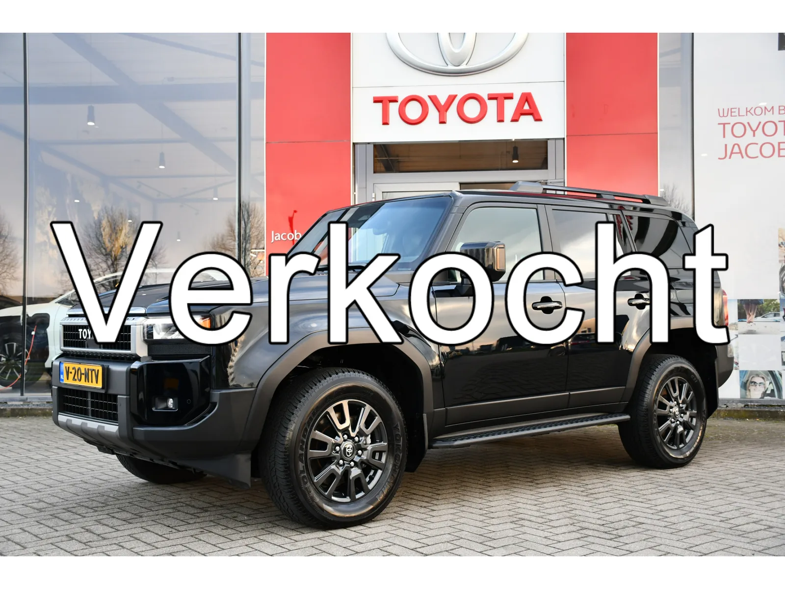 Toyota Land Cruiser (2024) — foto 1