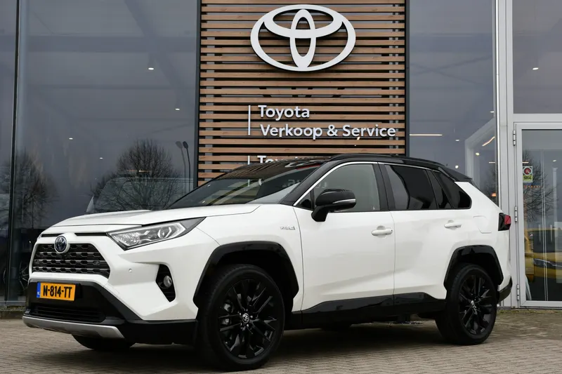 Toyota RAV4 (2022)