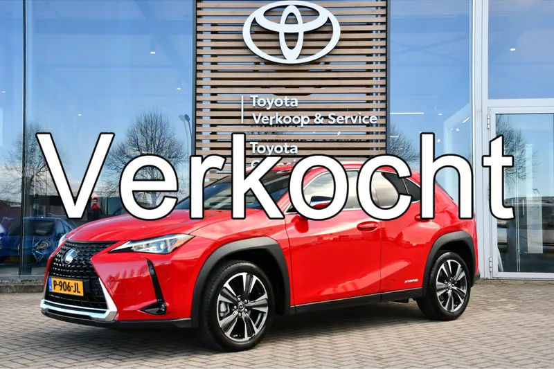 Lexus UX (2022)