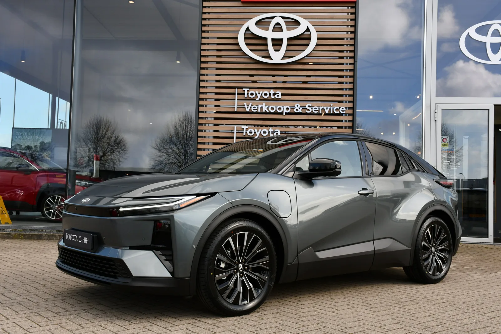 Toyota C-HR+ (2026) — foto 1