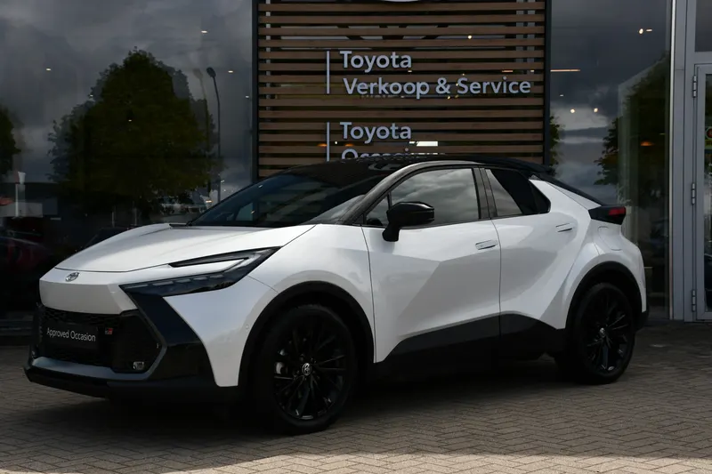 Toyota C-HR (2025)