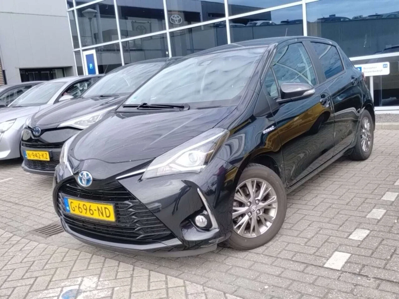 Toyota Yaris (2019) — foto 1