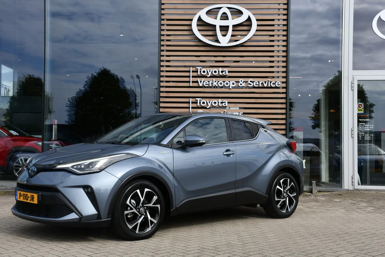 Toyota C-HR (2022) — foto 1