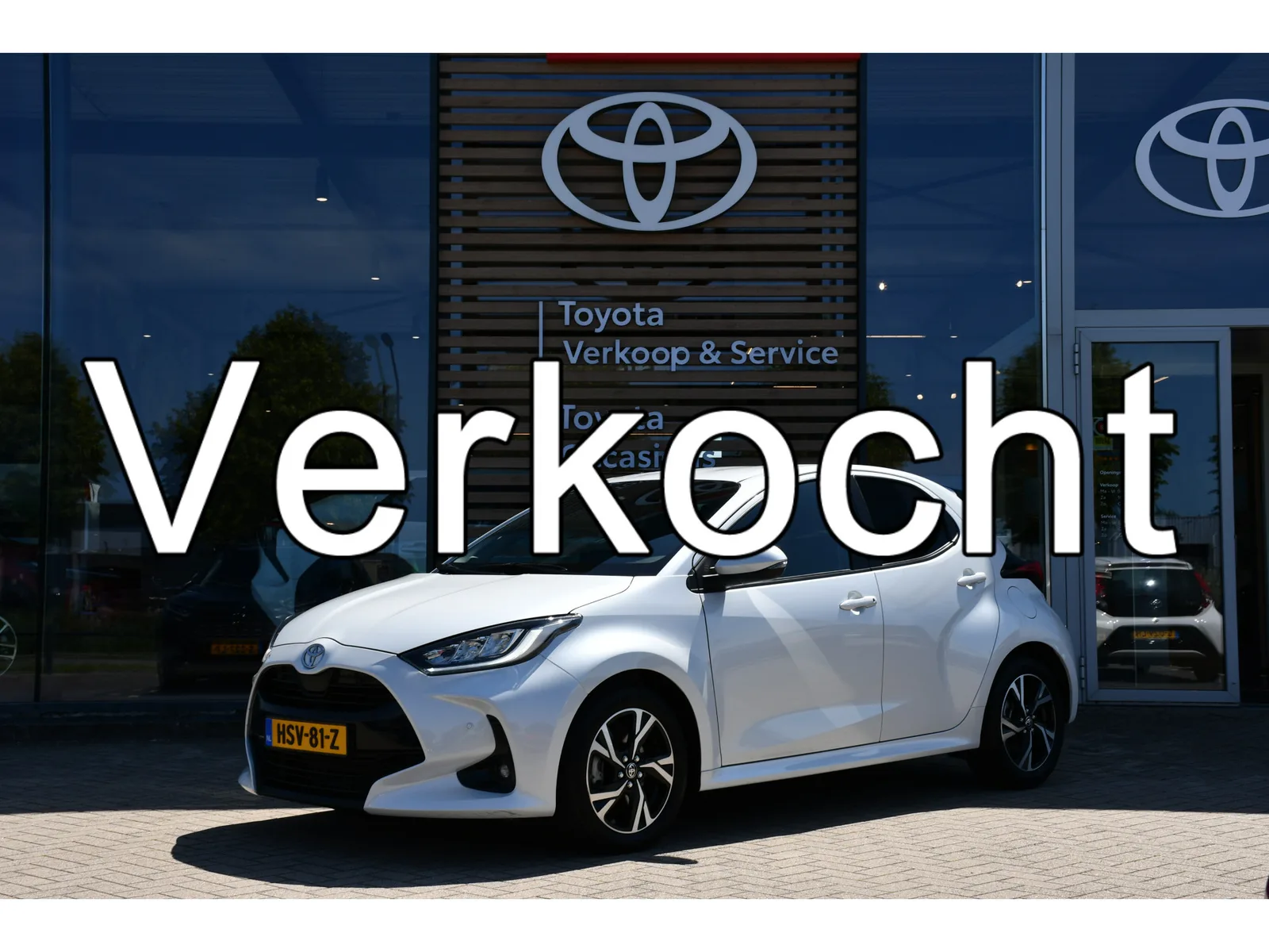 Toyota Yaris (2024) — foto 1