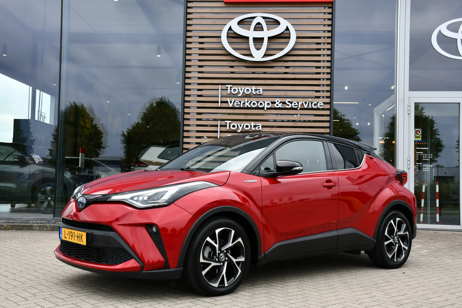 Toyota C-HR (2021) — foto 1