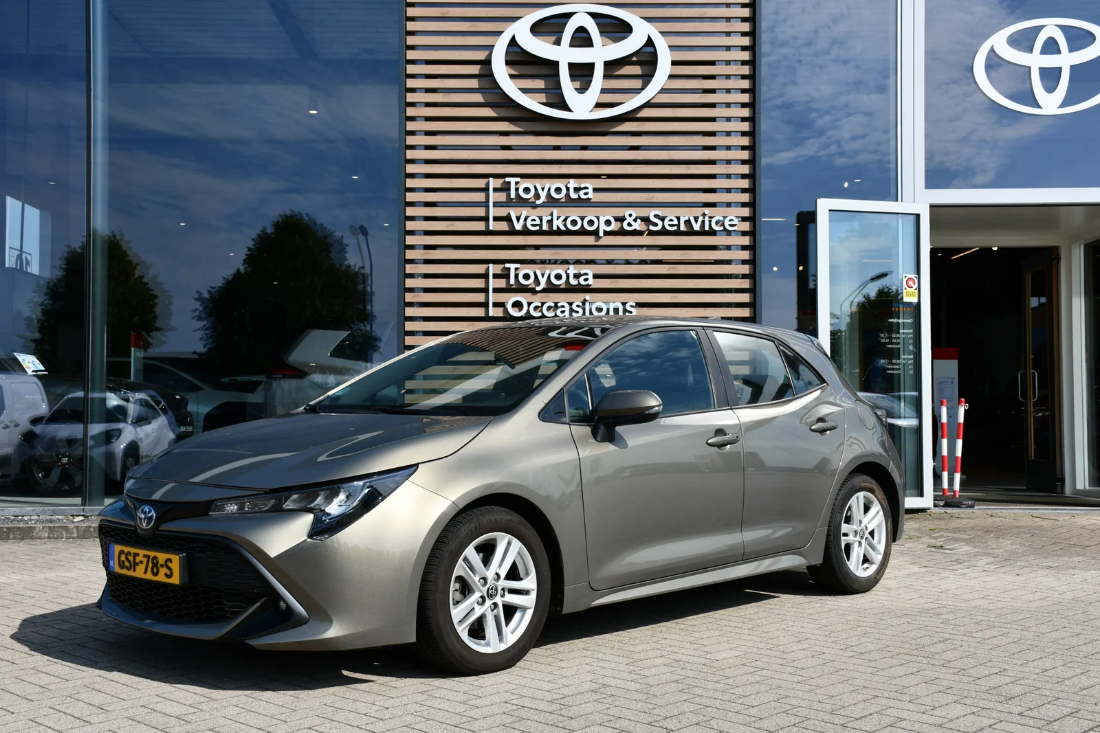Toyota Corolla (2022) — foto 1