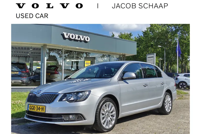 Škoda Superb (2015)