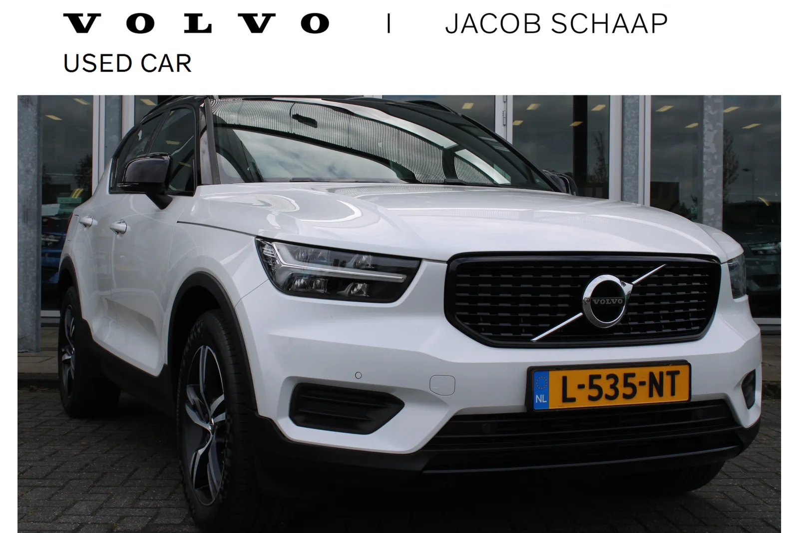 Volvo XC40 (2021) — foto 1