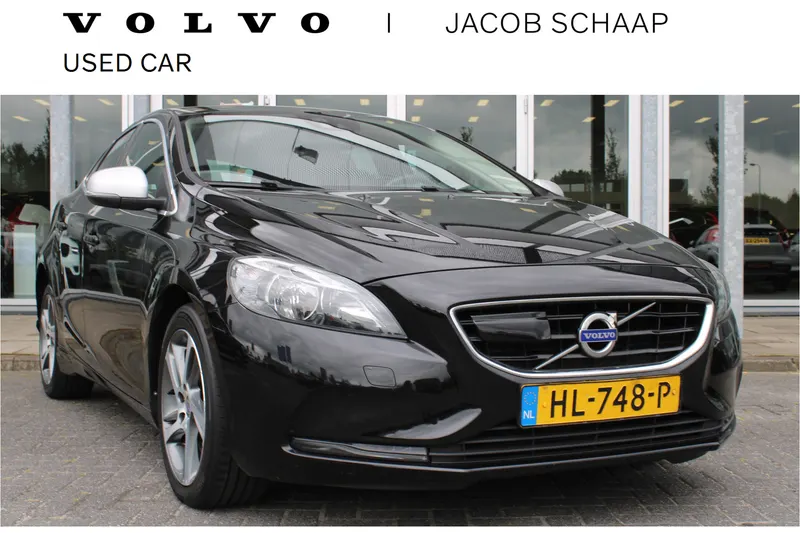 Volvo V40 (2015)