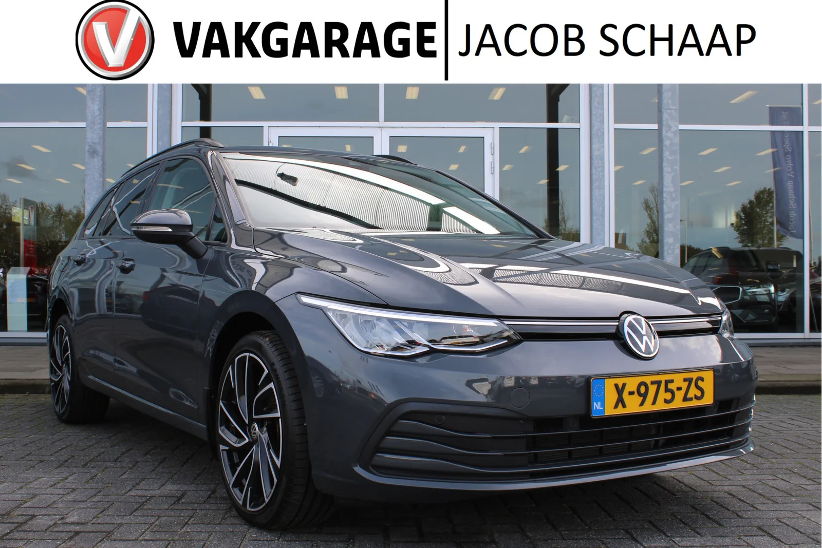 Volkswagen Golf (2021) — foto 1