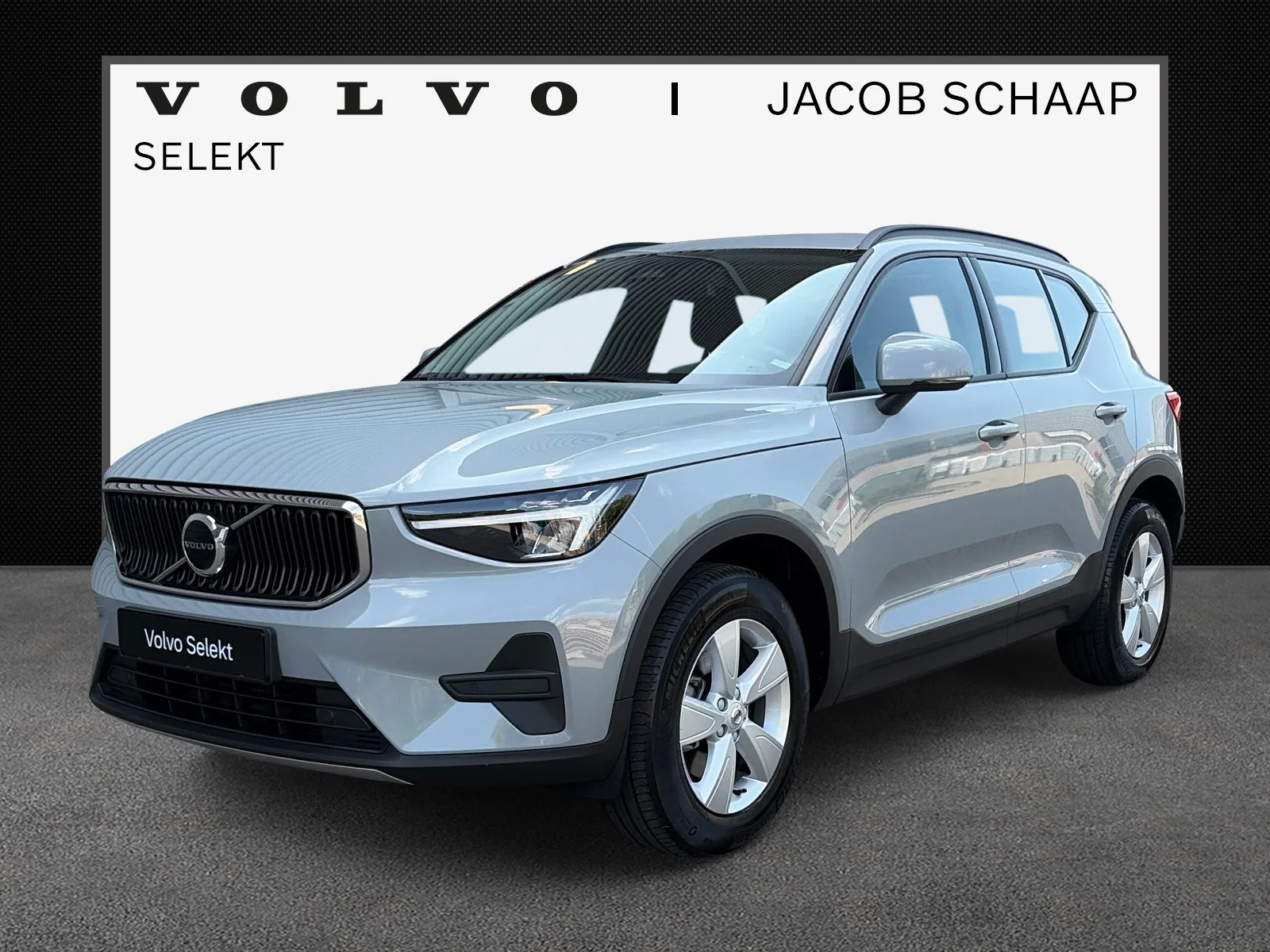 Volvo XC40 (2024) — foto 1