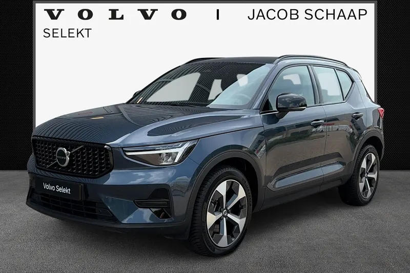 Volvo XC40 (2025)