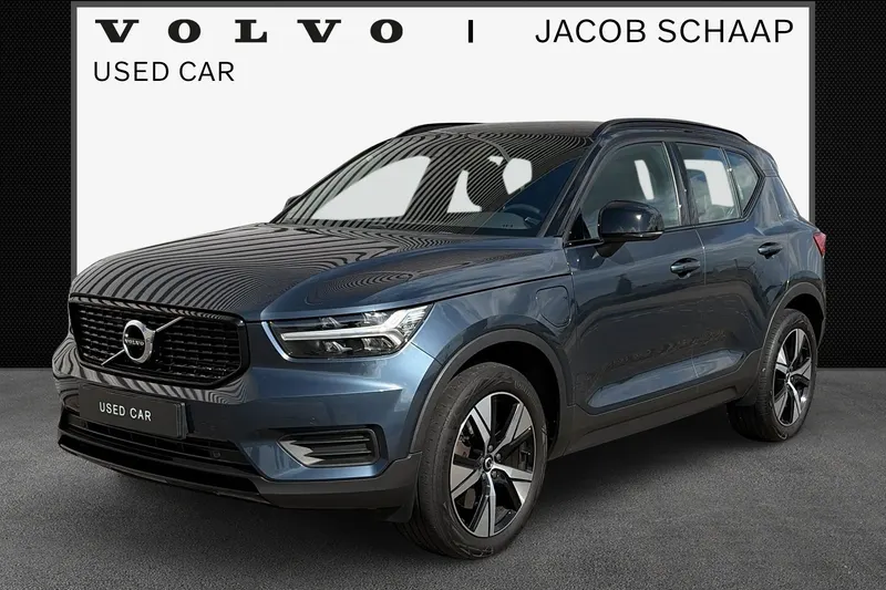Volvo XC40 (2022)
