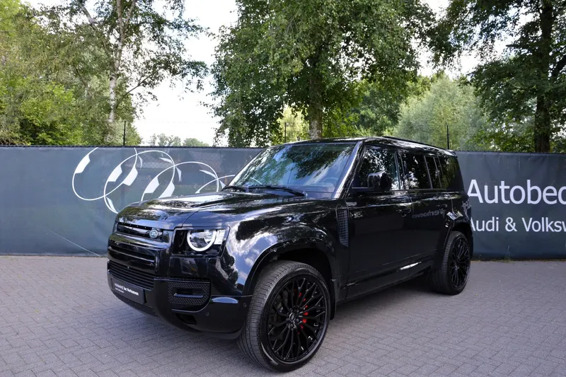 Land Rover Defender (2023)