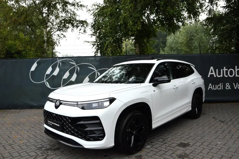 Volkswagen Tayron (2025)