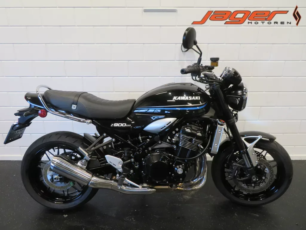 Kawasaki Z900RS (2022) — foto 1