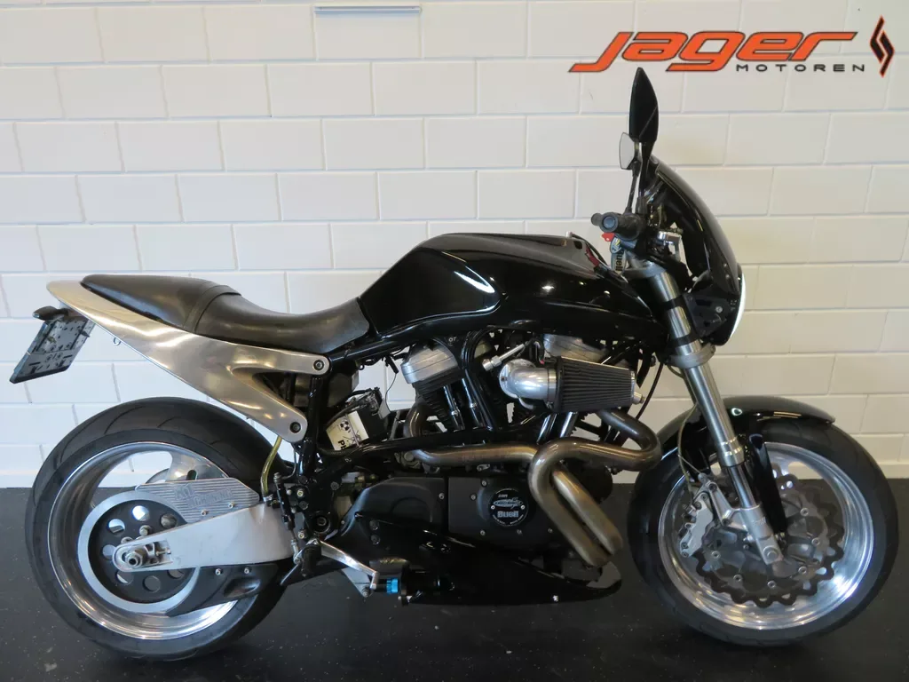 Buell X1 Lightning (2000) — foto 1