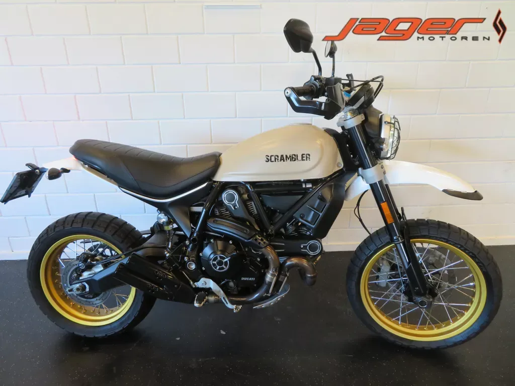 Ducati Scrambler DESERT SLED (2017) — foto 1